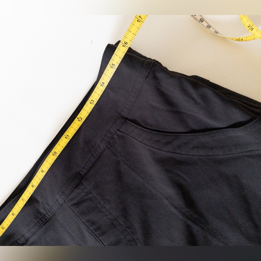 Lucy Black A-Line Skort Size M - Picture 4 of 7